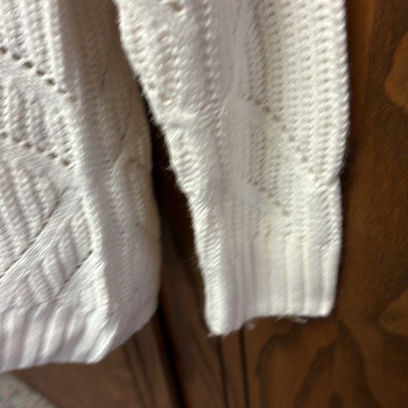 Liz Claiborne size Med winter white - Picture 4 of 7